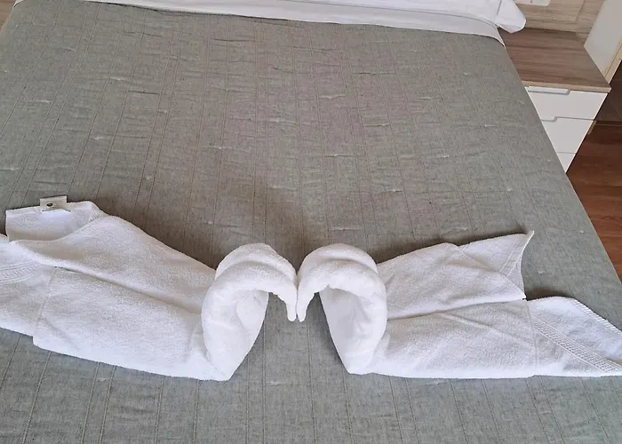 Tatil Evi Beachfront In *